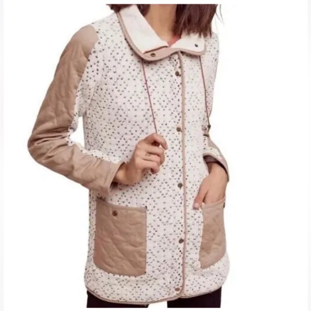 Anthropologie Sleeping On Snow textured cargo style jacket cream and tan